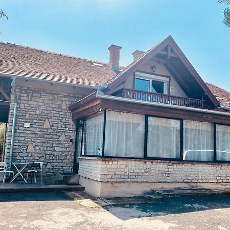 Viztuekoer Apartman Tihany Esterno foto