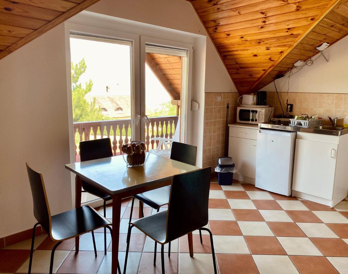 Viztuekoer Apartman Tihany Esterno foto